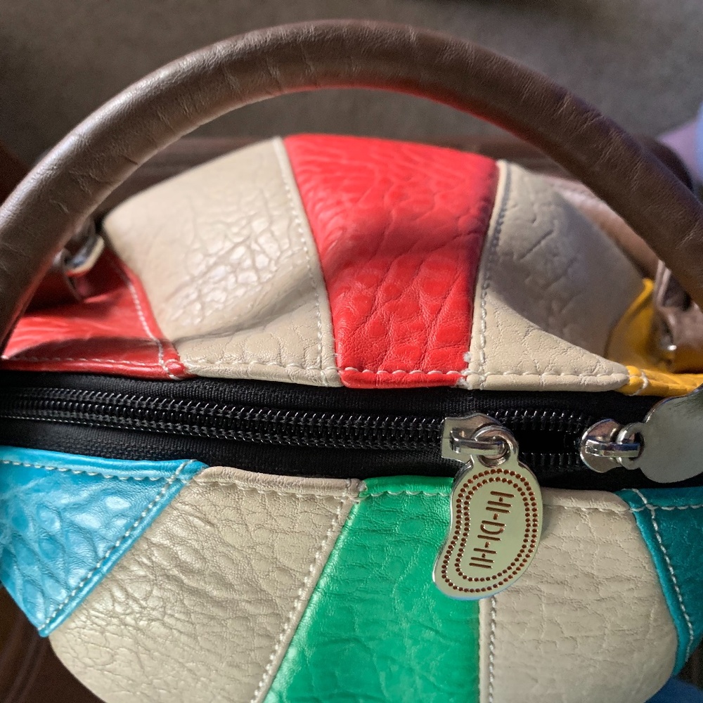 So Stinkin' Cute! Hi-Di-Hi Ball-Shaped Bag